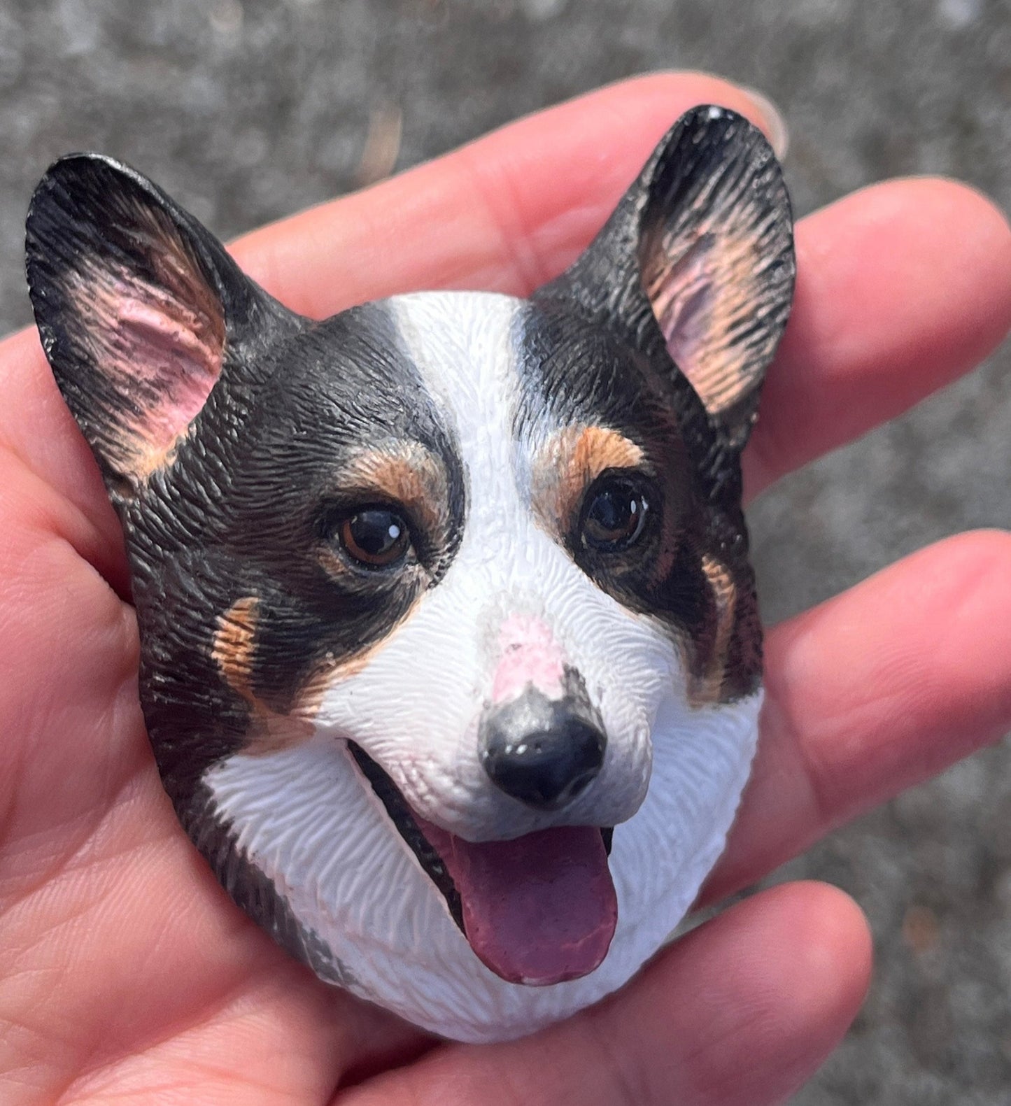 Custom-Handcrafted Scented Plaster Head Portraits with Magnet