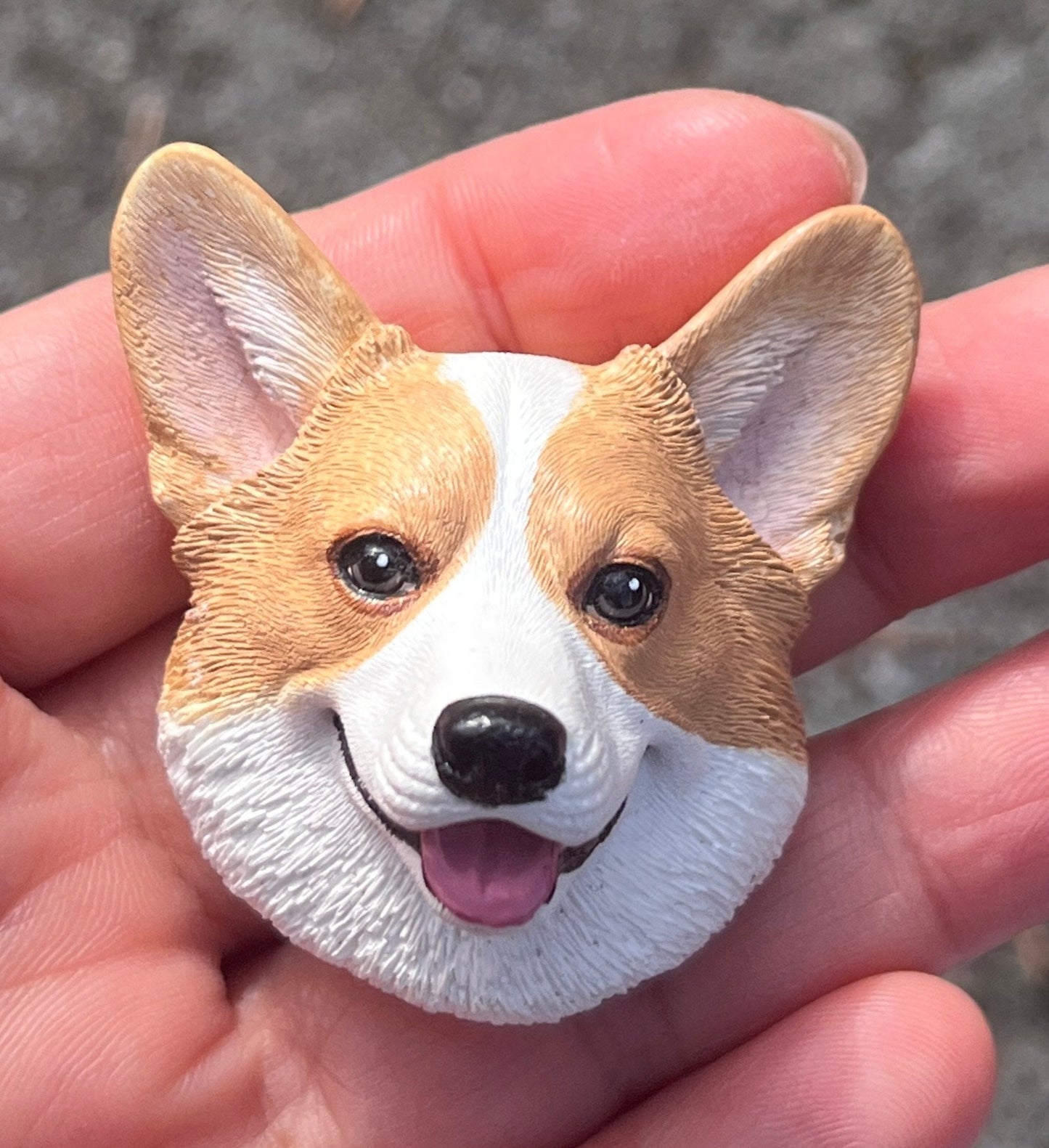 Custom-Handcrafted Scented Plaster Head Portraits with Magnet
